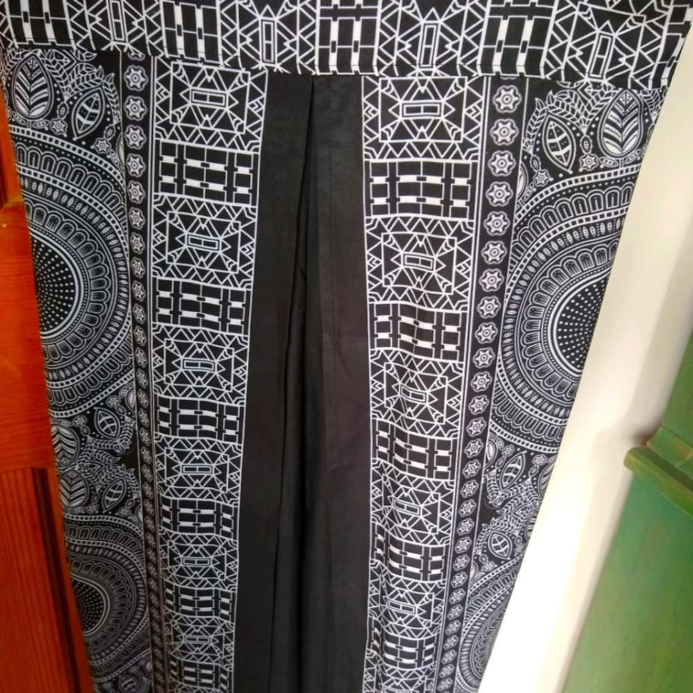 Wide leg open slit pants